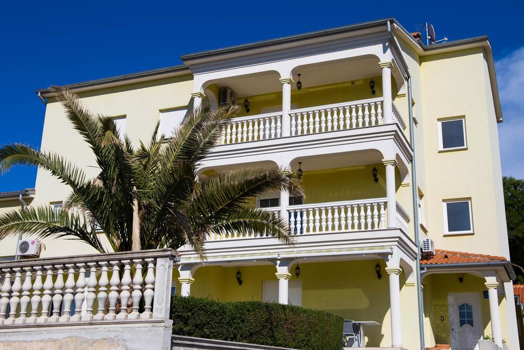 Komljenovic Appartement Pula